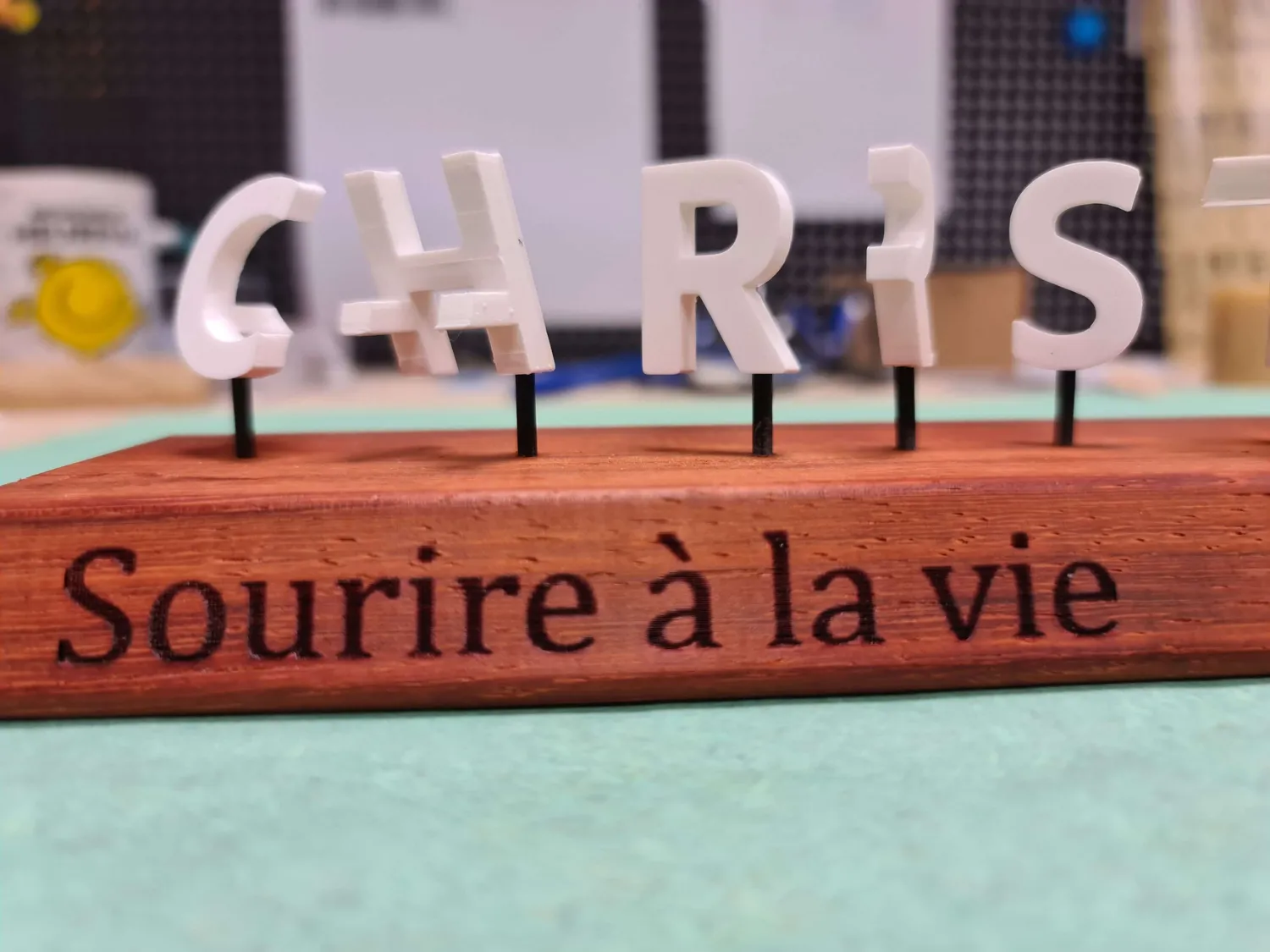 Le Digraphe mariage cadeau mariés prénoms bois