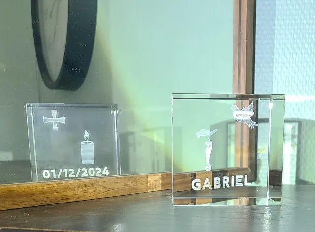 Le Digraphe Cristallin moment de vie cube cristal personnalisé