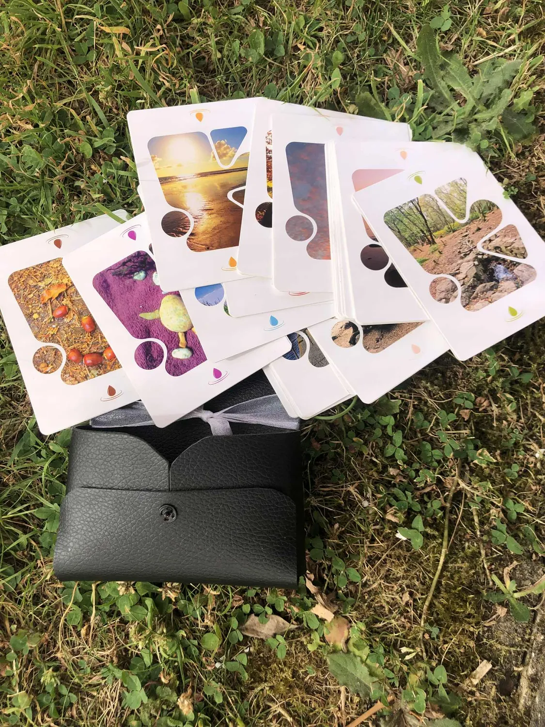 Celineclic And Create 52 Humeurs jeu de cartes tirage cuir