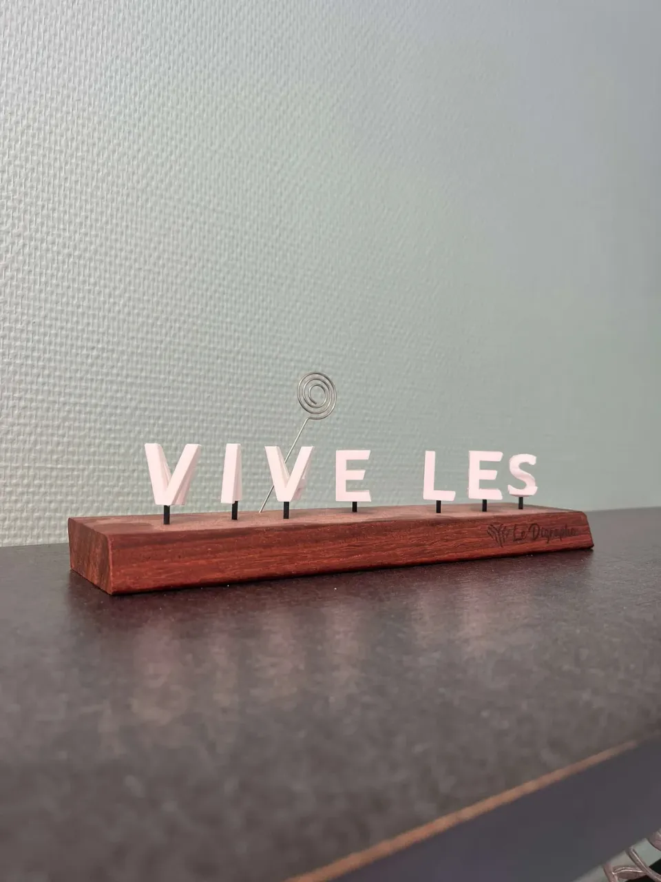 Le Digraphe Vive les mariés digraphe mariage photo