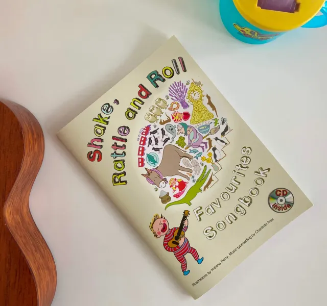 Helena Perry Shake Rattle and Roll Favourites livre chansons + CD
