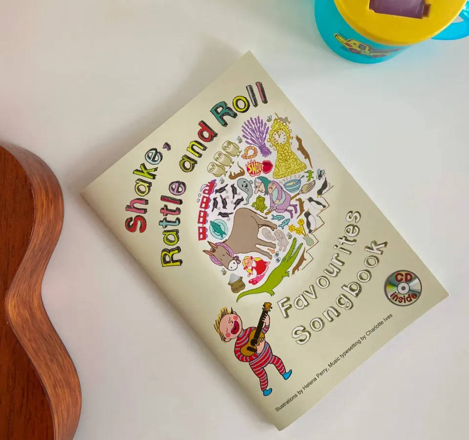 Helena Perry Shake Rattle and Roll Favourites livre chansons + CD