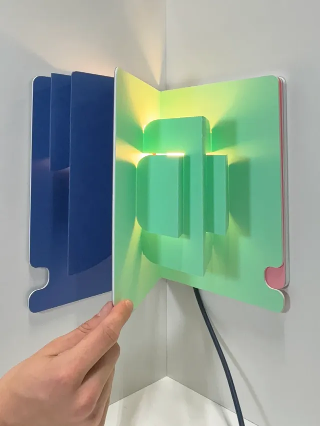 Risette Pop Up Lamp 2 lampe d'angle carton
