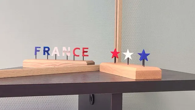 Le Digraphe France 3 étoiles digraphe tricolore unique