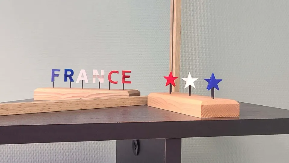 Le Digraphe France 3 étoiles digraphe tricolore unique