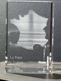Le Digraphe Morpho La Tour de France bloc verre 6x6x9cm