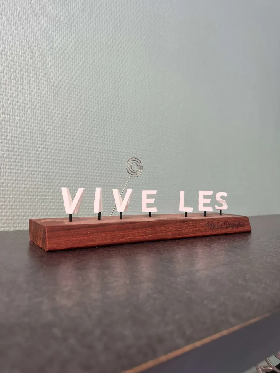 Le Digraphe Vive les mariés digraphe porte-photo mariage