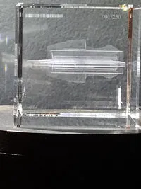Le Digraphe Morpho La Tour de France bloc verre 6x6x9cm